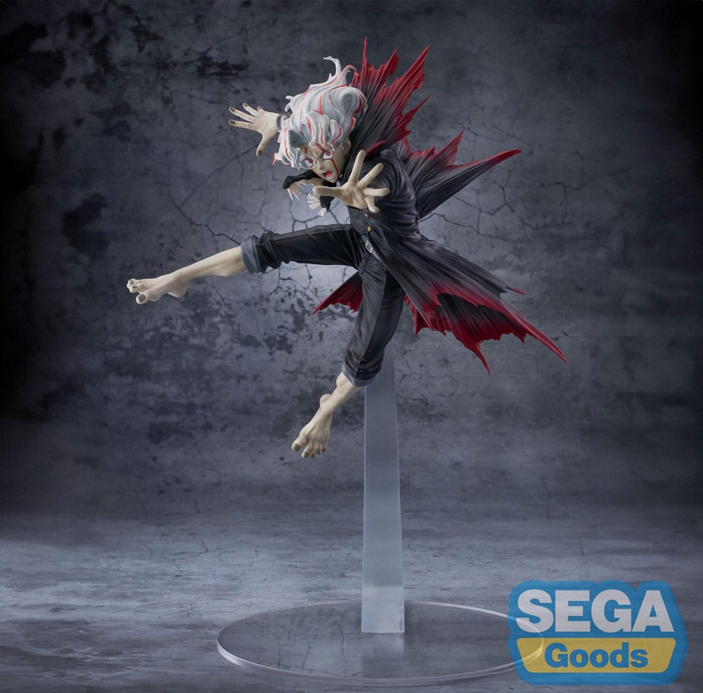 Figurine Okarun transformé FIGURIZMa issue de Dandadan, pose dynamique avec socle