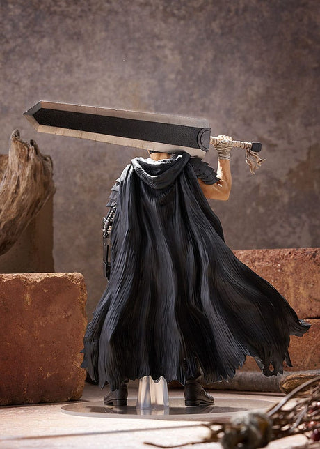 Figurine Guts Black Swordsman 22 cm Berserk Pop Up Parade L avec grande épée et cape noire