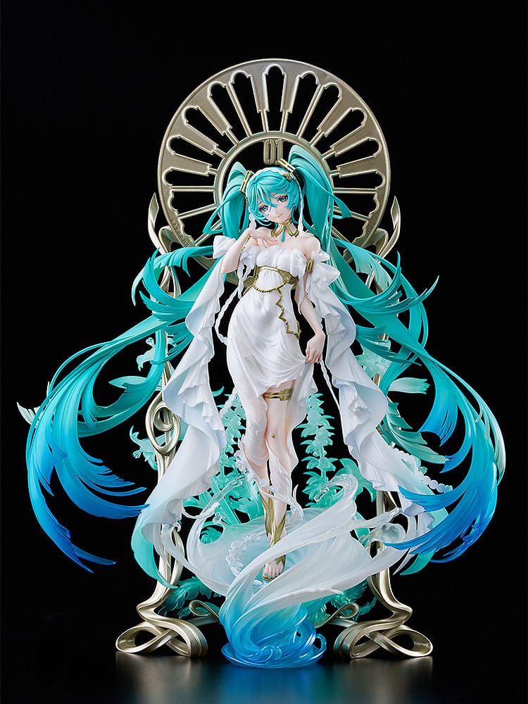 igurine Hatsune Miku PVC 1/7 – Version Yoneyama Mai, robe blanche et socle décoratif doré, 34 cm