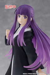 Figurine Fern Coreful de 18 cm, personnage de Frieren: Beyond Journey’s End, en robe noire et blanche, cheveux violets longs, en posture de marche
