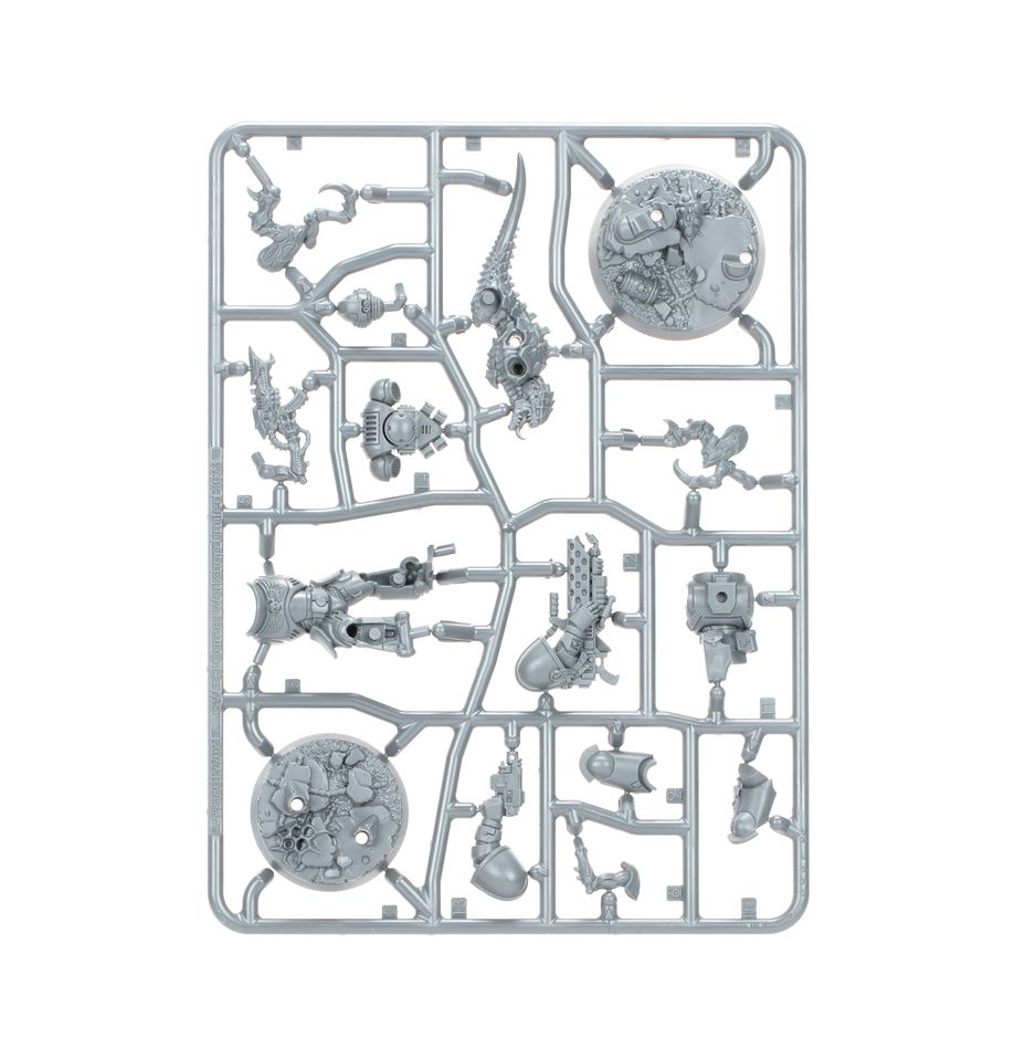 Livre Getting Started with Warhammer 40,000, avec figurines exclusives Space Marine et Tyranide pour découvrir l’univers du jeu.