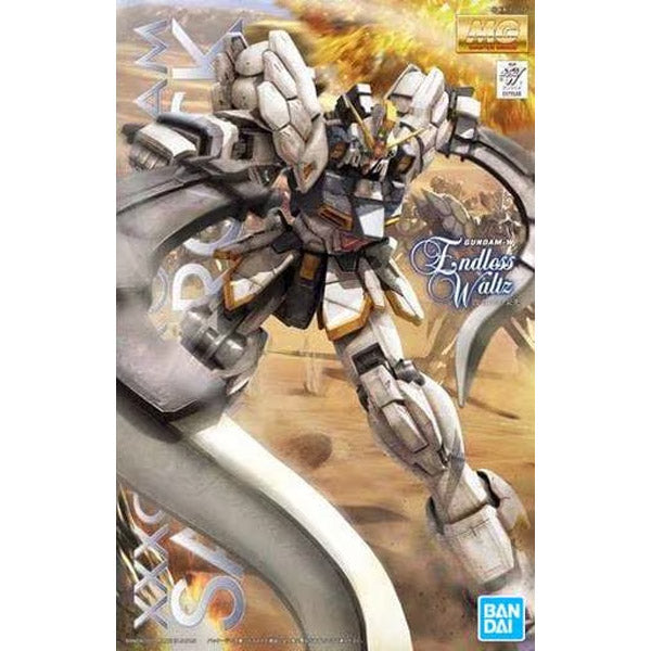 Gunpla MG 1/100 Gundam Sandrock EW blanc et jaune avec Heat Shotels et bouclier, modèle Bandai articulé.