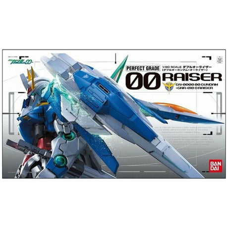 Maquette Gunpla PG 1/60 00 Raiser blanche, bleue et rouge avec équipements dorsaux, armes et boucliers, sur fond blanc.
