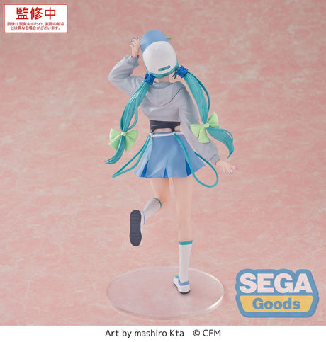 Figurine Hatsune Miku Luminasta Conceptual Series Vol.2 par SEGA, posant en tenue bleue avec longues couettes turquoise.