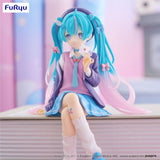 Statuette PVC Hatsune Miku Love Blazer Navy Color Ver. assise, 14 cm, gamme Noodle Stopper.