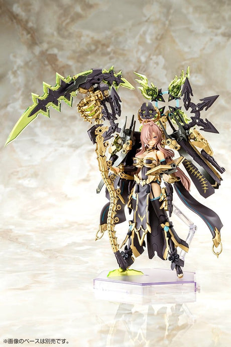 Plastic Model Kit Megami Device AUV Tsukuyomi Fabulous 1/1 de 22 cm, figurine mecha girl avec armure noire et dorée, grande faux et accessoires mécaniques.