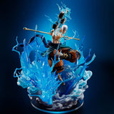 Figurine d'Enel de One Piece lançant une attaque électrique, entouré de foudre bleue, issue de la collection Figuarts ZERO Extra Battle.