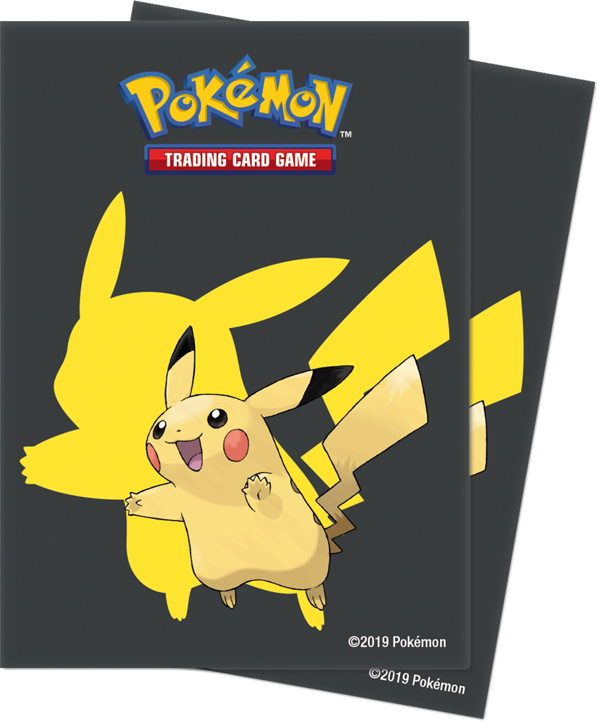 Paquet de 65 protège-cartes Pokémon noirs avec Pikachu et sa silhouette jaune, logo Pokémon Trading Card Game en haut.