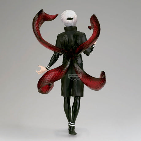 Figurine Tokyo Ghoul Grandista Ken Kaneki par Banpresto, personnage aux cheveux blancs en tenue noire avec masque de goule et kagune rouges déployés.