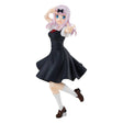 Figurine Pop Up Parade Chika Fujiwara en uniforme scolaire noir, dans une pose dynamique et joyeuse, inspirée de Kaguya-sama: Love is War.